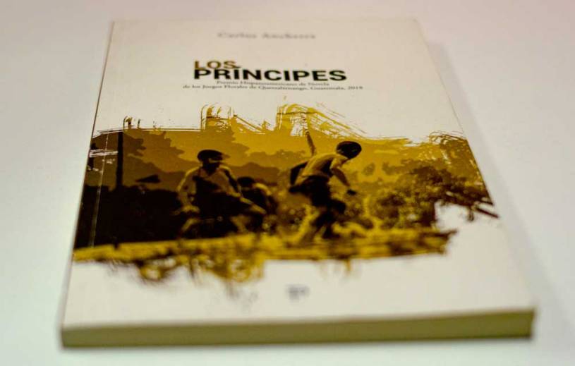 Portada del libro "Los Príncipes", del escritor salvadoreño Carlos Anchetta. Fotografía de Ricardo Corea.
